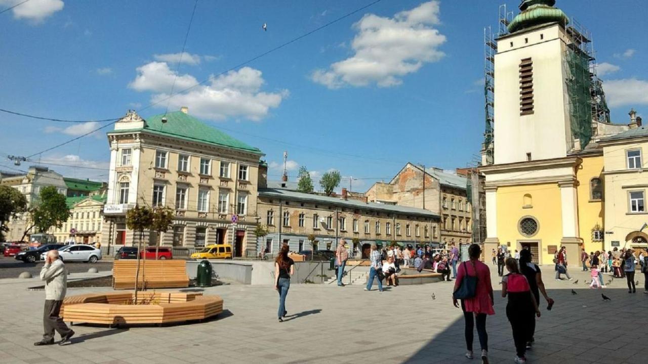 Apartment On Lychakivska Lviv Bagian luar foto